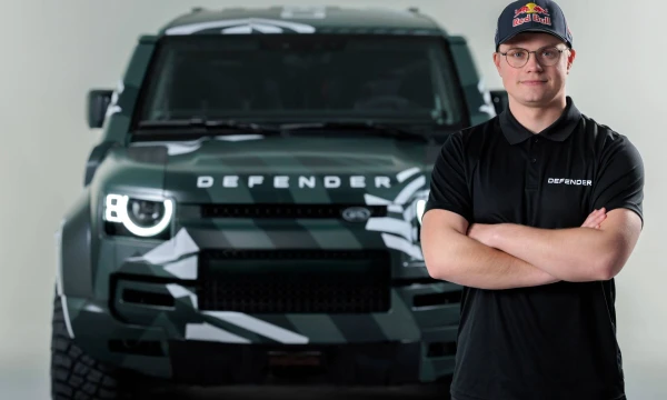 R. Baciuška tapo oficialiu „JLR Motorsport“ komandos pilotu. JLR nuotr.