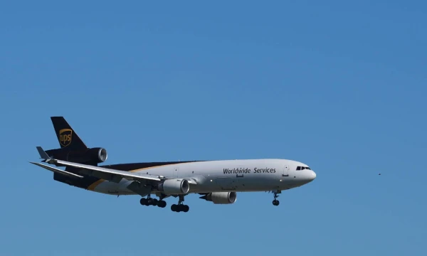 Stabdomi ketvirtį amžiaus nebegaminamų, iki šiol aktyviai krovinių gabenimui naudotų MD-11 lėktuvų skrydžiai. „Associated Press“ / „Scanpix“ nuotr. 