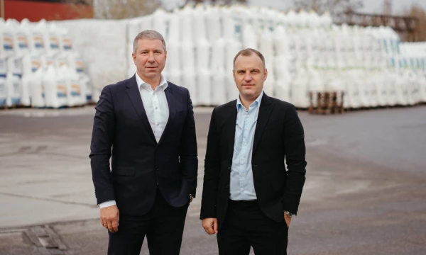 Kęstutis Pakalnis (UHB įmonių grupės valdybos pirmininkas) ir Tomas Kropa („UHB Agro“ vadovas).