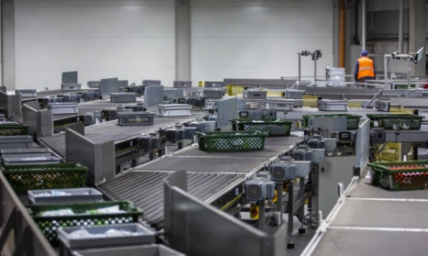Tinkamai sudėlioti logistikos procesai sudaro sąlygas ne tik optimizuoti kaštus, mažinti sandėliavimo sąnaudas, bet ir į „Norfos“ parduotuves tiekti ypač šviežią produkciją.