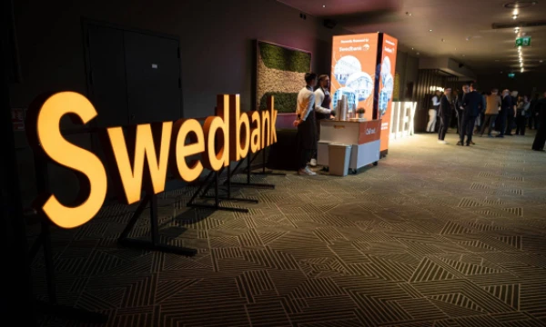 „Swedbank“ logotipas. Vladimiro Ivanovo (VŽ) nuotr.