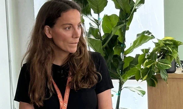 Mira Murati, buvusi „OpenAI“ CTO ir „Thinking Machines“ įkūrėja. Barbaros Ortutey („AP Photo“ / „Scanpix“) nuotr.
