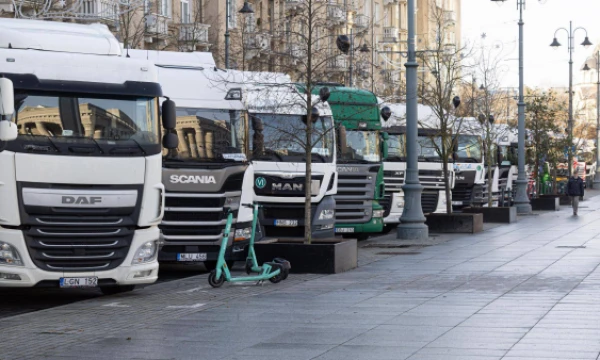 Vežėjų protesto akcija prie Seimo. Vladimiro Ivanovo (VŽ) nuotr.