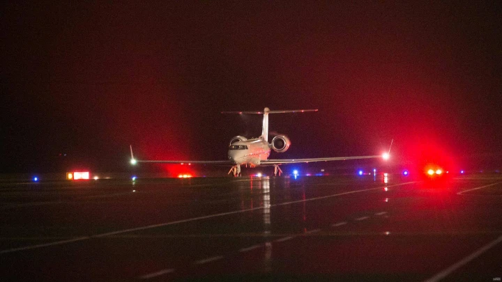 Dėl galimai skraidžiusių oro balionų laikinai uždaryta Vilniaus oro uosto erdvė